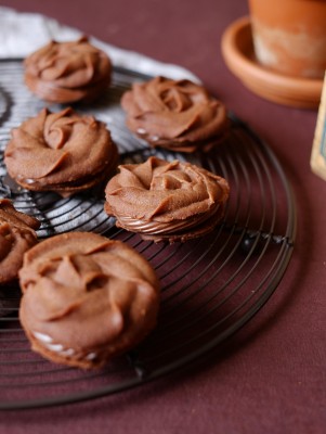 Chocolate Viennese Whirls | Patisserie Makes Perfect