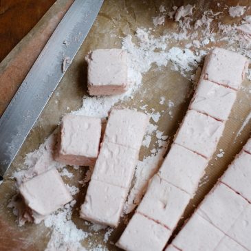 #ConfectionCollection: Strawberry & White Chocolate Marshmallows