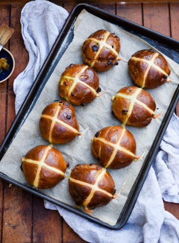 Matcha, Cranberry & White Chocolate Hot Cross Buns | Patisserie Makes Perfect
