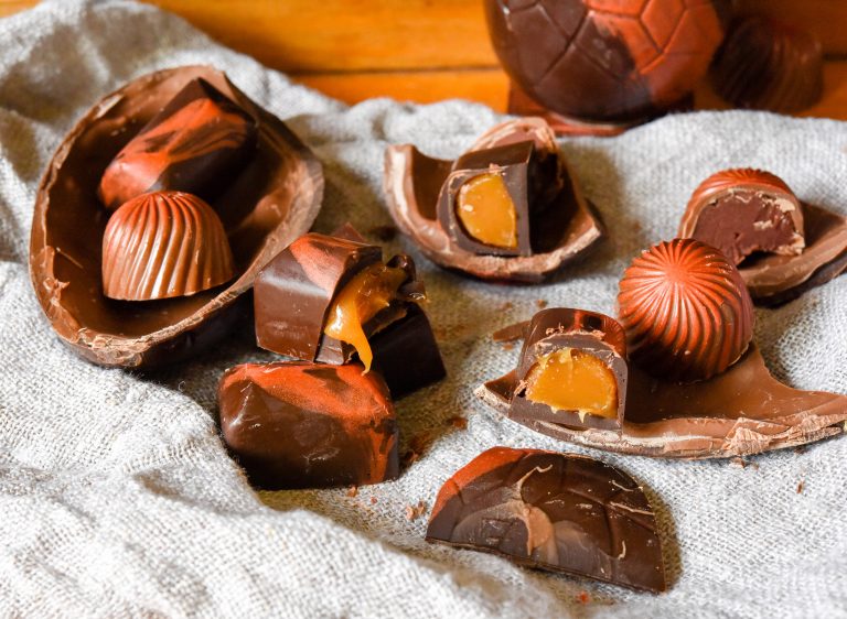 Easter Eggs and Chocolates + How to Temper Chocolate Patisserie Makes