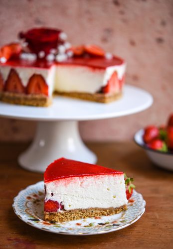 No-Bake Strawberry Cheesecake | Patisserie Makes Perfect