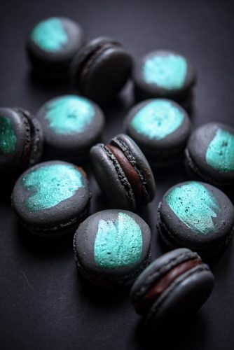 Mint Olive Oil Macarons | Patisserie Makes Perfect