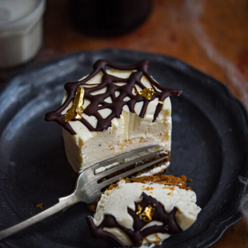 Amarula Vanilla Spice Cobweb Cheesecakes | Patisserie Makes Perfect